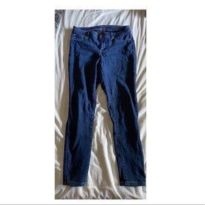 Jennifer Lopez Skinny Jeans